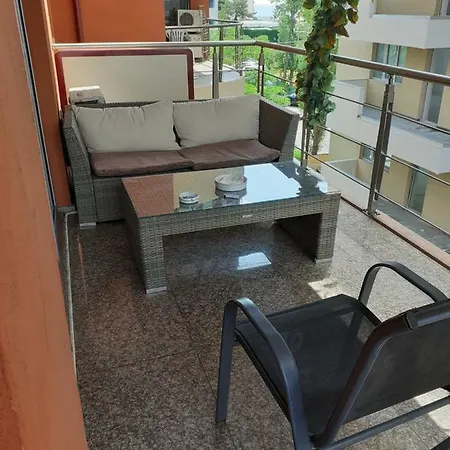 Cris Black Sea Apartment Mamaia
