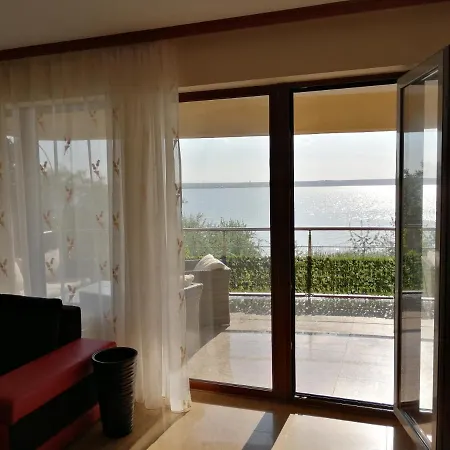 Cris Black Sea Apartment